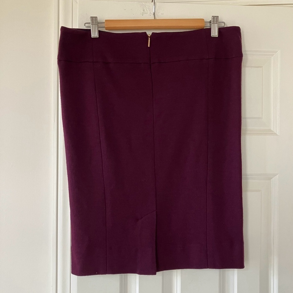 Tory Burch Elegant Purple Wool Blend Pencil Skirt with Pockets Medium - Picture 2 of 5